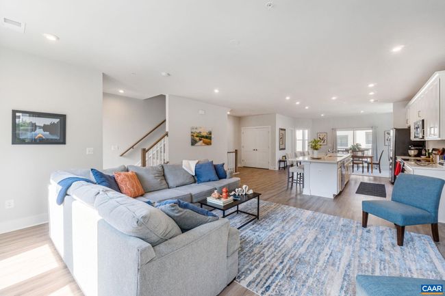 B - 802 Wesley Ln, Condo with 3 bedrooms, 3 bathrooms and null parking in CHARLOTTESVILLE VA | Image 22