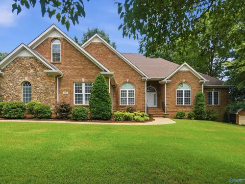 217 Raphael Rd, Madison, AL, 35757-8902 | Card Image