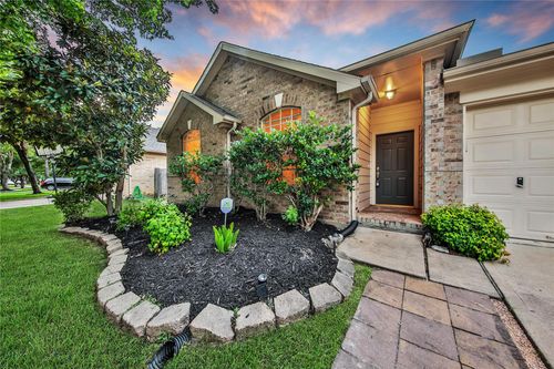 17210 Red River Trl, Houston, TX, 77095-7052 | Card Image