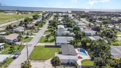 152 Ne 3rd Street, House other with 3 bedrooms, 2 bathrooms and null parking in Satellite Beach FL | Image 3