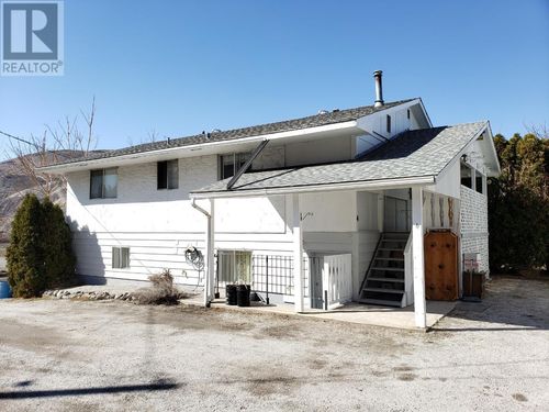 100 Barnes St, Ashcroft, BC, V0K1A0 | Card Image