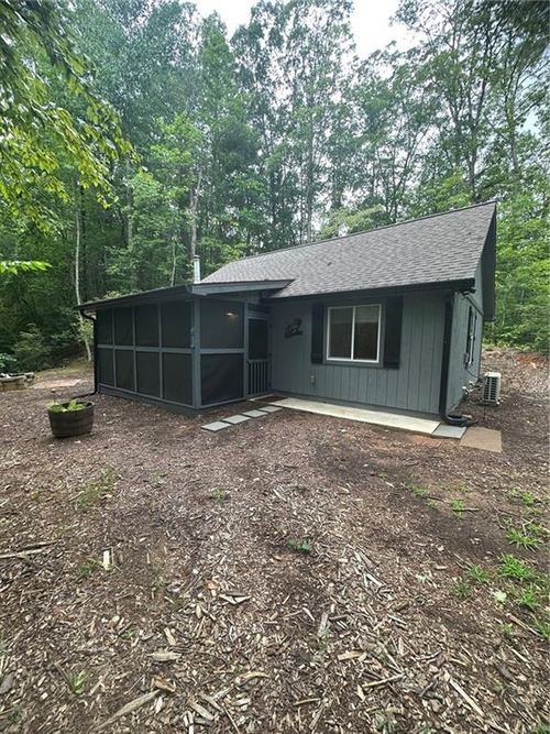 47 Cripple Creek Ln, Tiger, GA, 30576-1853 | Card Image