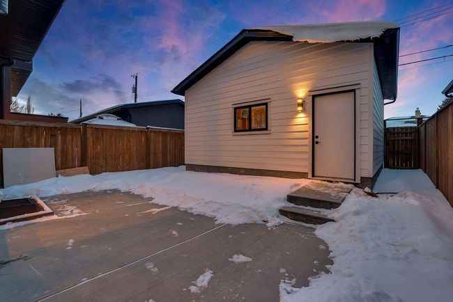 3114 14 Avenue Sw, Home with 5 bedrooms, 3 bathrooms and 4 parking in Calgary AB | Image 6