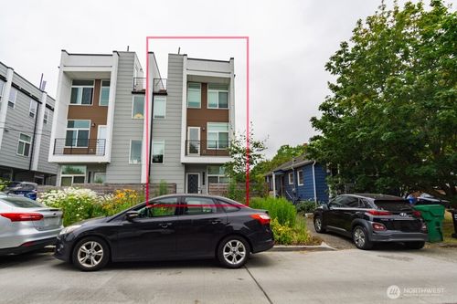 5516 11th Ave Nw, Seattle, WA, 98107-3712 | Card Image