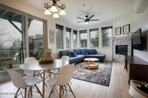 apt-208-6677 N 2200, Park City, UT, 84098 | Card Image