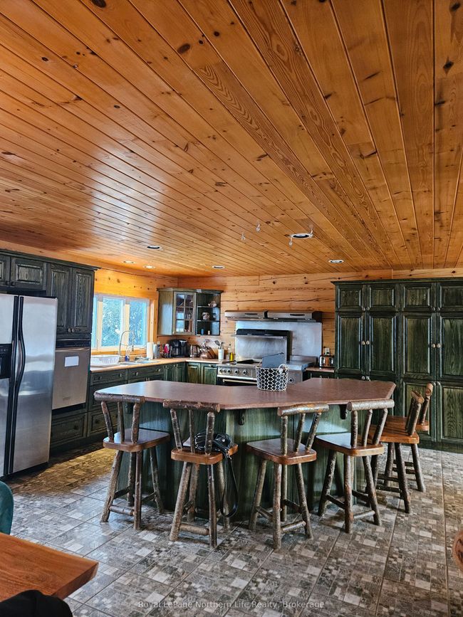 750 Bissett St, House other with 4 bedrooms, 3 bathrooms and 4 parking in Mattawa ON | Image 8