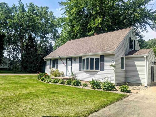 2015 N Rexford Street, GRAND CHUTE, WI, 54914 | Card Image
