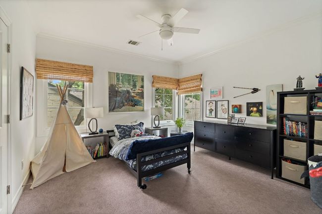 1711 Mohle Dr, House other with 5 bedrooms, 5 bathrooms and 3 parking in Austin TX | Image 22