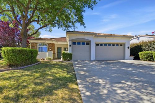 448 Three Rivers Court, Vacaville, CA, 95688 | Card Image