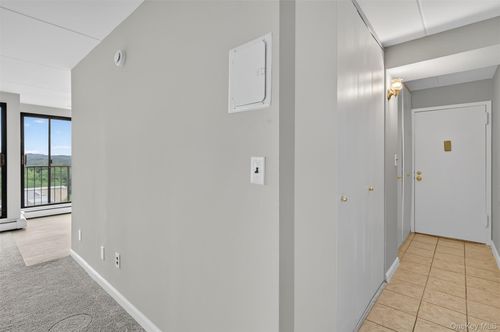 apt-7f-150 Overlook Ave, Peekskill, NY, 10566-3011 | Card Image