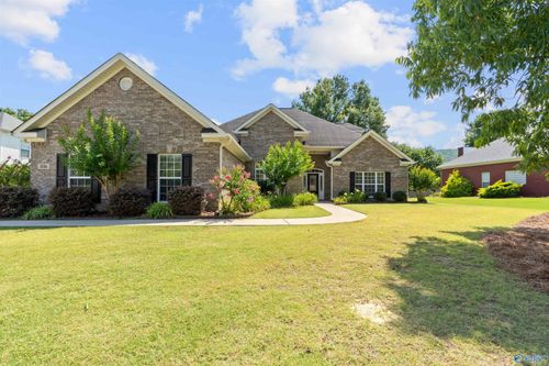 3116 Tenker Creek Ln Se, Owens Cross Roads, AL, 35763-8638 | Card Image