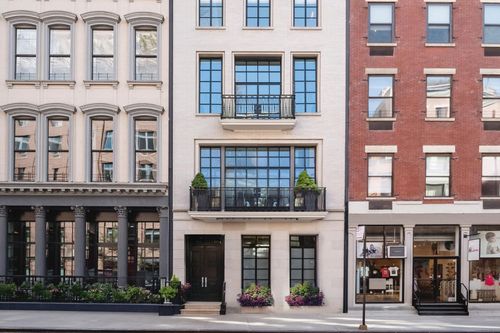 145 Reade St, New York, NY, 10013-3833 | Card Image
