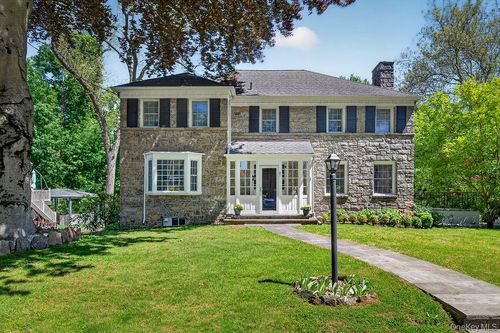 91 Central Pkwy, Mount Vernon, NY, 10552-1924 | Card Image