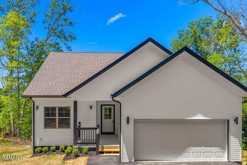 850 Trinity View Cir, Seymour, TN, 37865-4275 | Card Image