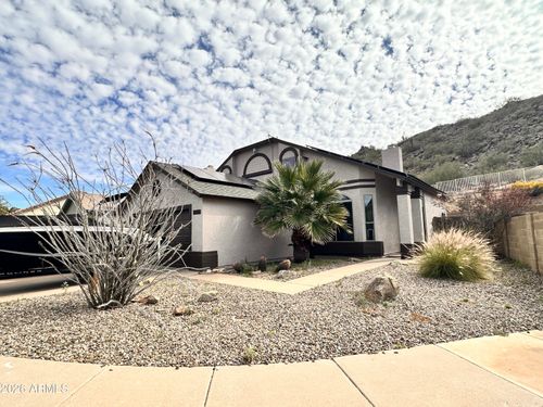 1711 E Behrend Dr, Phoenix, AZ, 85024-1206 | Card Image