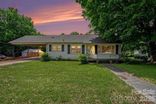 2039 Cline St, Statesville, NC, 28677-3607 | Card Image