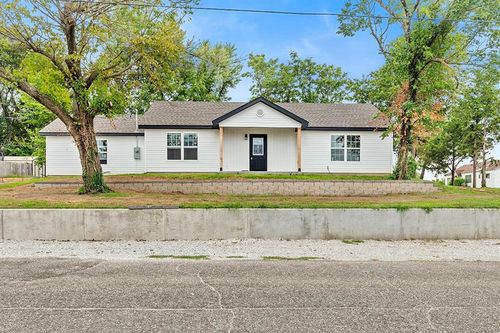 204 E 8th St, Galena, KS, 66739 | Card Image