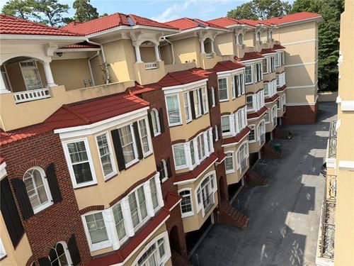 834 Clifton Heights Ln Ne, Atlanta, GA, 30329-4253 | Card Image