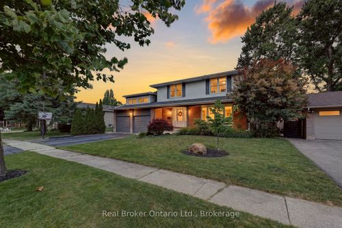 5 Gardiner Pl, Woodstock, ON, N4S8J1 | Card Image