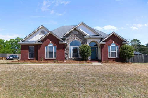 90 Anna Grace Ln, Wetumpka, AL, 36092-7458 | Card Image