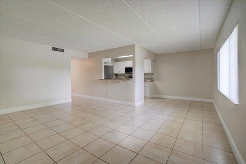 1104-1104 Meadows Cir, Boynton Beach, FL, 33436-8949 | Card Image