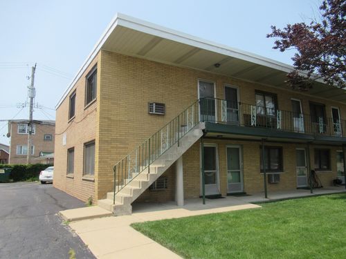 unit-1-5418 S Massasoit Ave, Chicago, IL, 60638-2853 | Card Image