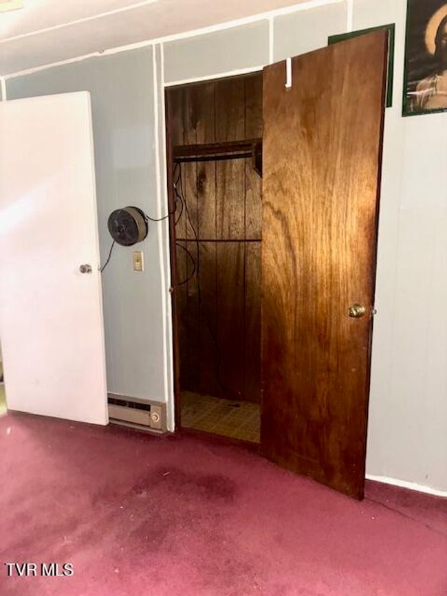 11616 Alfred Cox Dr, House other with 3 bedrooms, 1 bathrooms and null parking in Pound VA | Image 26