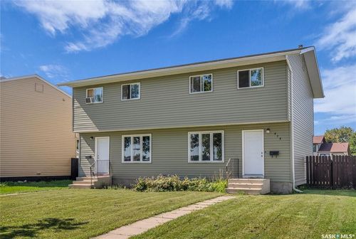 458 &amp; 460 Berini Dr, Saskatoon, SK, S7N3N6 | Card Image