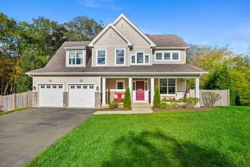 360-360 Nutmeg Ln, Stratford, CT, 06614-1061 | Card Image