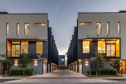 106-426 W 9th St, Dallas, TX, 75208-4681 | Card Image
