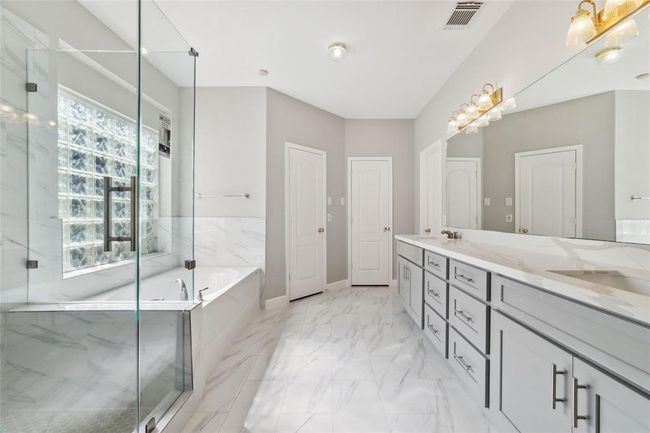 16602 Blue Vista Dr, House other with 5 bedrooms, 5 bathrooms and 2 parking in Houston TX | Image 22