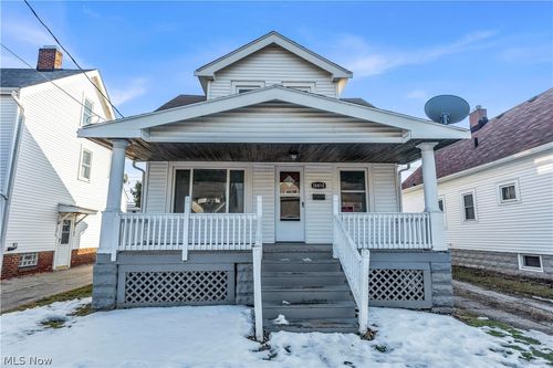 18810 Arrowhead Ave, Cleveland, OH, 44119-2141 | Card Image