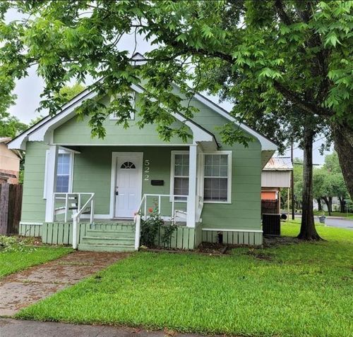 522 Aron St, Baytown, TX, 77520-4824 | Card Image
