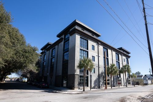 apt-325-1 Cool Blow Street, Charleston, SC, 29403 | Card Image