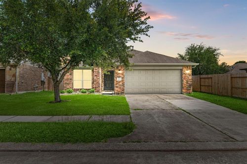 3010 Lockeridge Village Dr, Spring, TX, 77386-7046 | Card Image