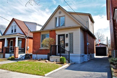 107 Graham Avenue S, Hamilton, ON, L8K2M2 | Card Image
