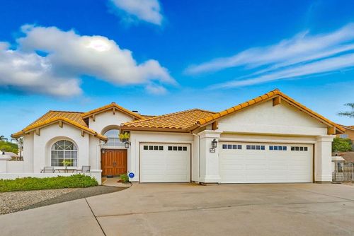 470 Chestnut Roan Dr, Alpine, CA, 91901-2788 | Card Image