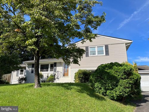 7206 Bayside Ct, MCLEAN, VA, 22101-5001 | Card Image