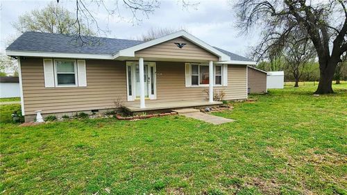 301 E Walnut, Weir, KS, 66781-4320 | Card Image