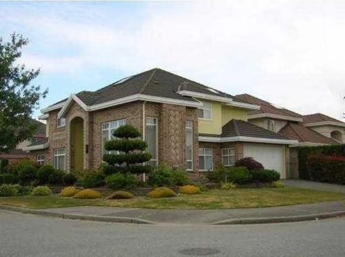 homestay-3671 Semlin Dr, Richmond, BC, V7C5R6 | Card Image