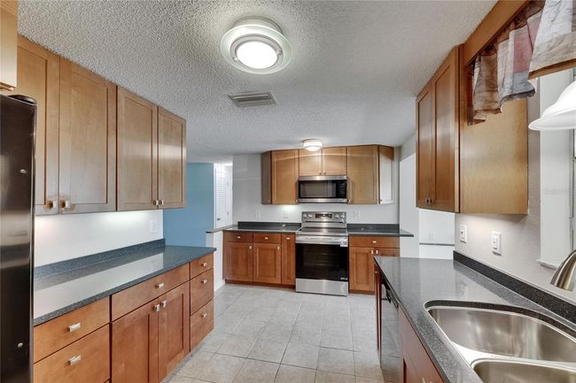 832 Seabreeze Dr, House other with 3 bedrooms, 2 bathrooms and null parking in RUSKIN FL | Image 30