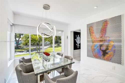 626 S 13th Ave, Hollywood, FL, 33019-1816 | Card Image