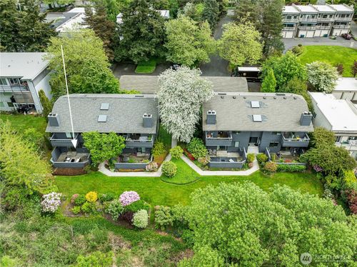 apt-d-6533 106th Ave Ne, Kirkland, WA, 98033-7033 | Card Image