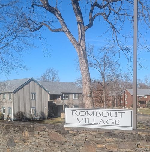 50-50 Sterling St, Beacon, NY, 12508-1442 | Card Image