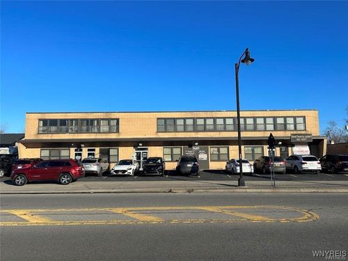 3685 Harlem Rd, Cheektowaga, NY, 14215-2046 | Card Image