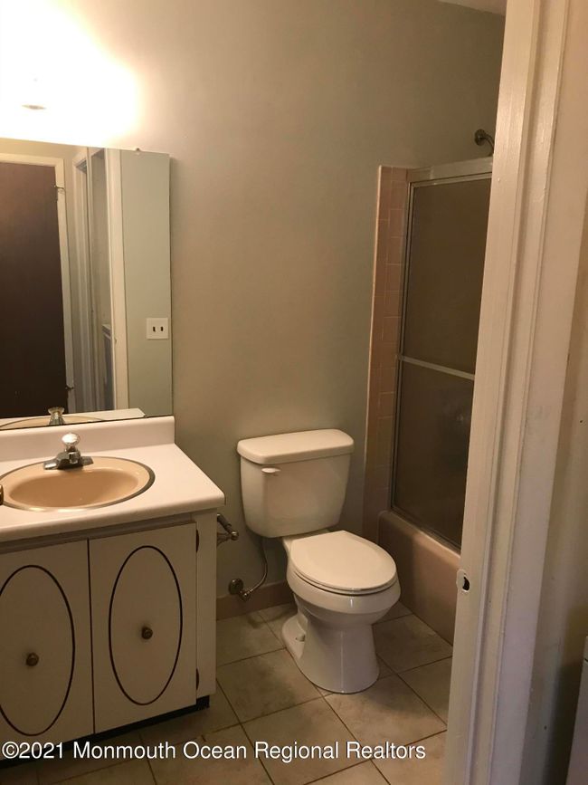 130c Hudson Parkway, Sold in Whiting Zoocasa