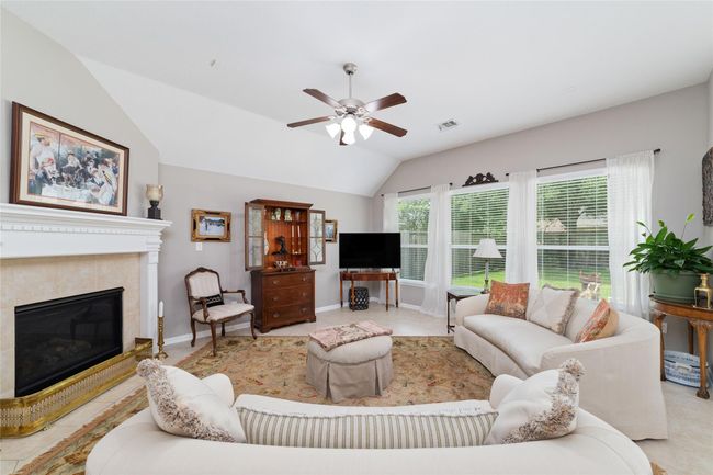 28035 Emma Gardens Ln, House other with 4 bedrooms, 2 bathrooms and 2 parking in Spring TX | Image 12