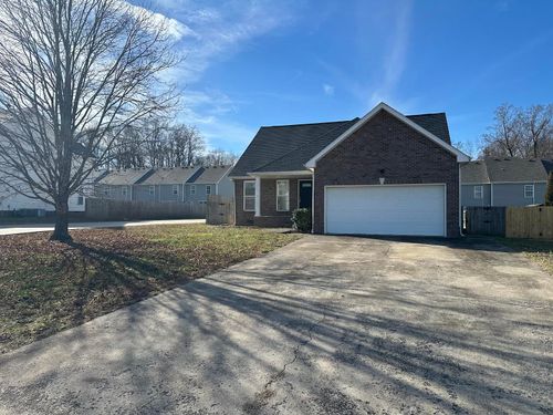 1556 Tylertown Rd, Clarksville, TN, 37040-2569 | Card Image