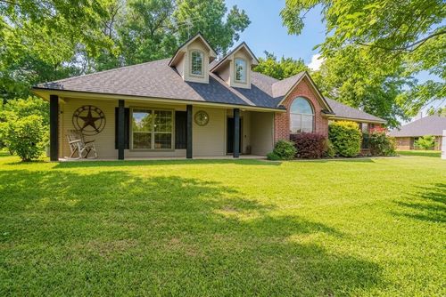 132 Nicole Ln, Weatherford, TX, 76087-7997 | Card Image
