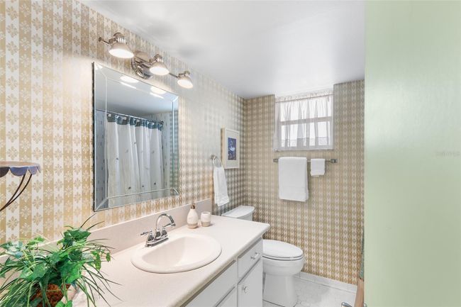 BATHROOM #2 HAS TUB/SHOWER | Image 23